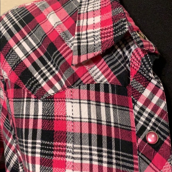 Shyanne western cut ladies shirt. L/XL - Picture 5 of 7